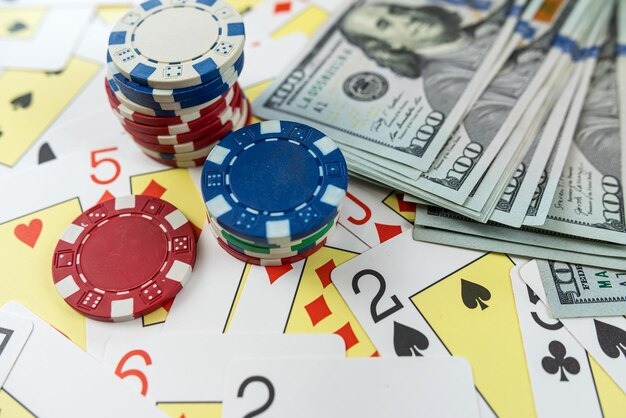 Platform emupedia menampilkan pasar sepak bola dan permainan live-dealer